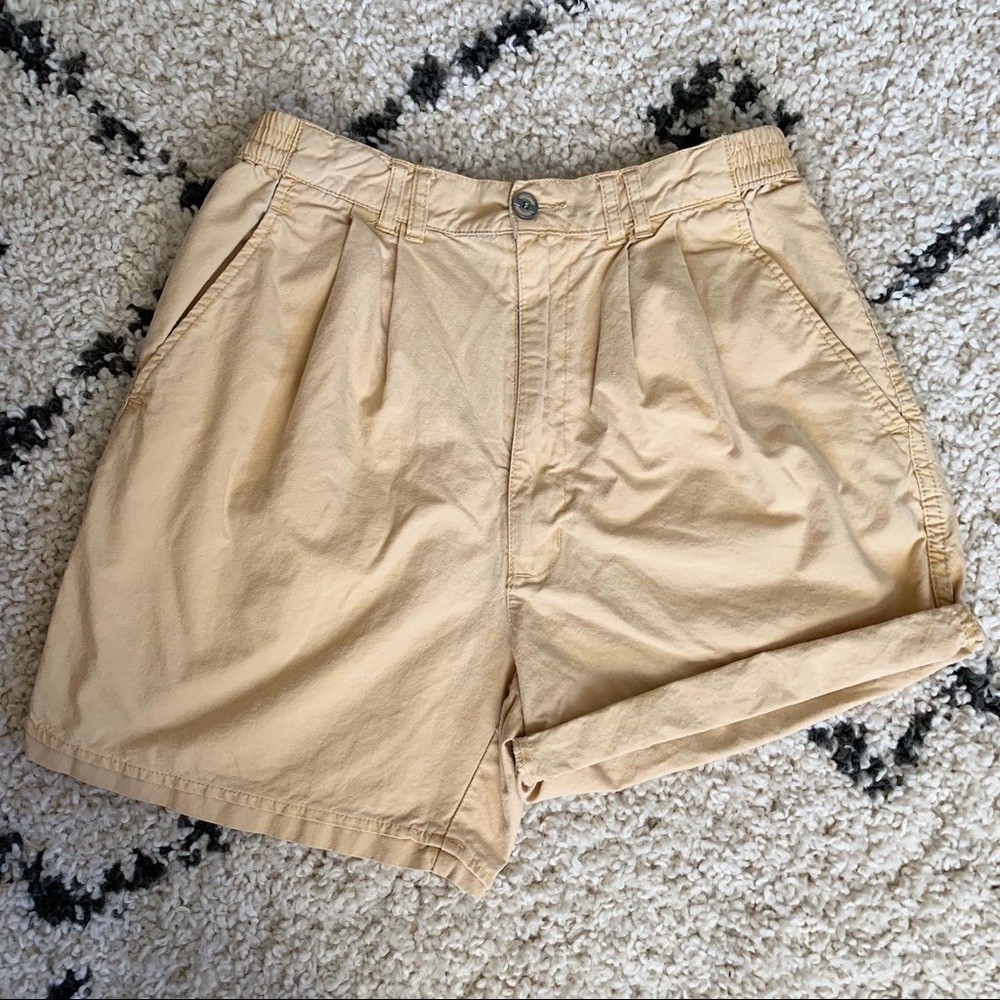 LAST CHANCE! Vintage high-waisted Baxter shorts